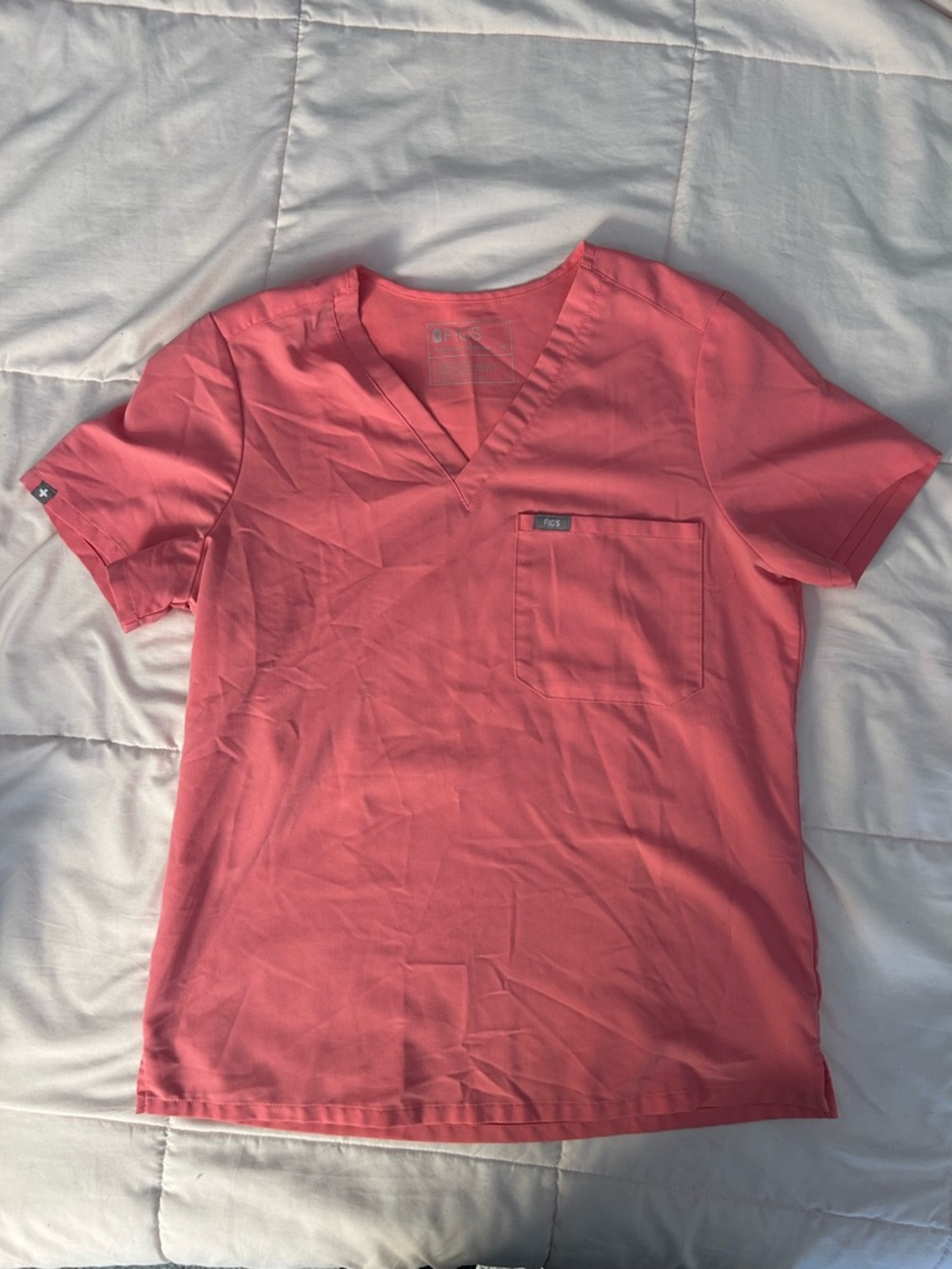 FIGS Scrub Top Pink Size M